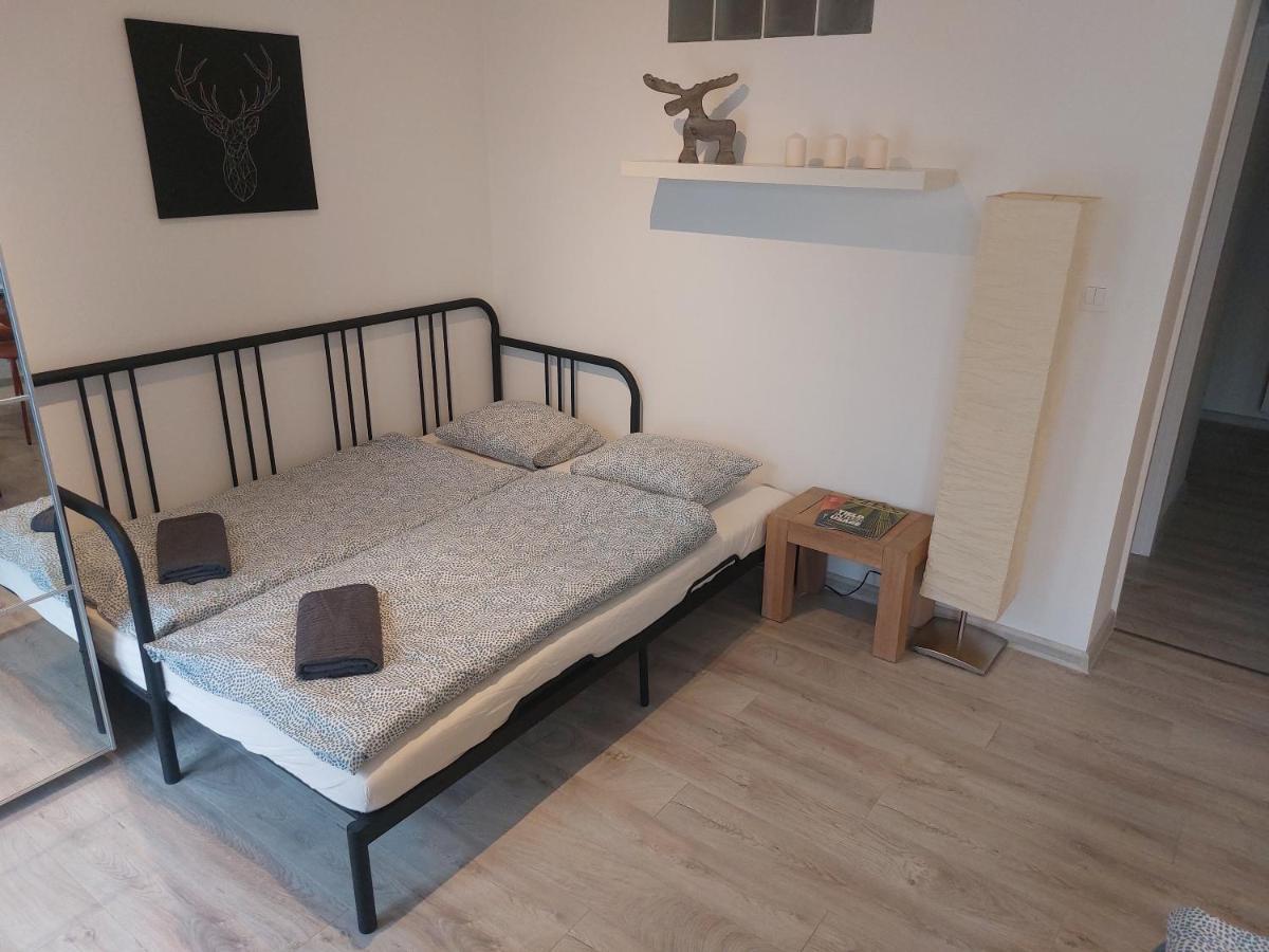 Utulny Apartman S Balkonom Daire Bratislava Dış mekan fotoğraf