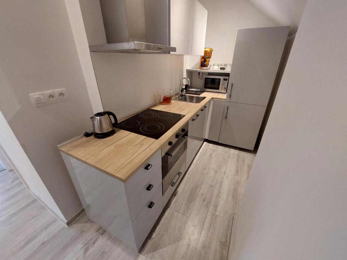 Utulny Apartman S Balkonom Daire Bratislava Dış mekan fotoğraf